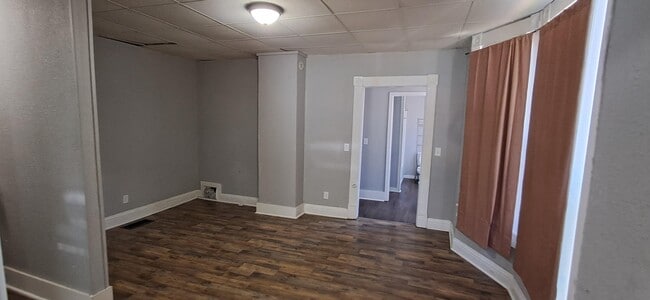 Building Photo - 2416 Jules St