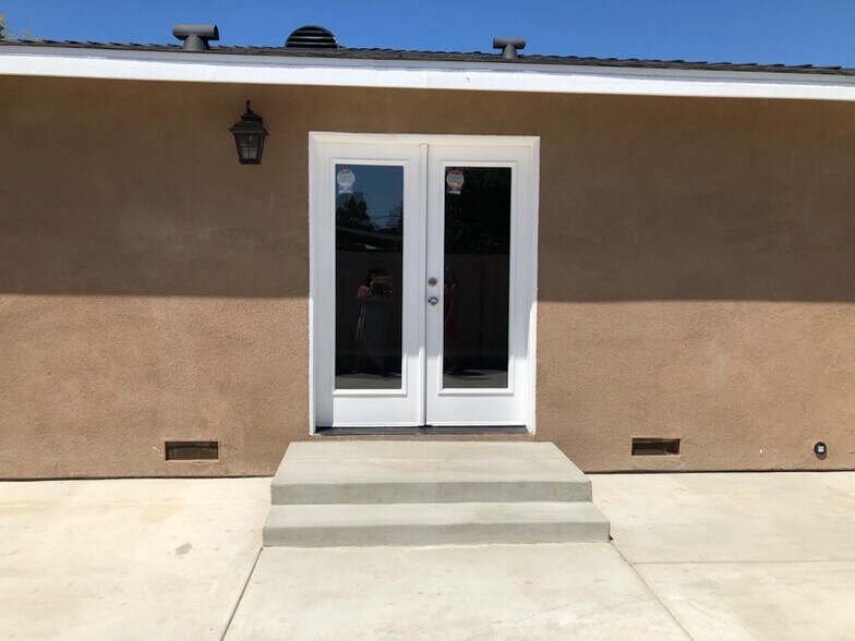 Building Photo - 1925 Orange Ave