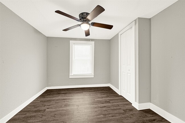 Building Photo - 6218 Woodrow St