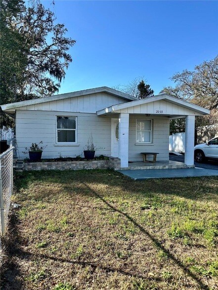 Building Photo - 2003 E Humphrey St