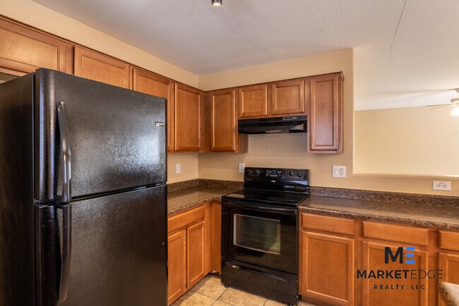 Building Photo - 4Bed/3Bath Home in Maricopa! JOIN THE WAIT...