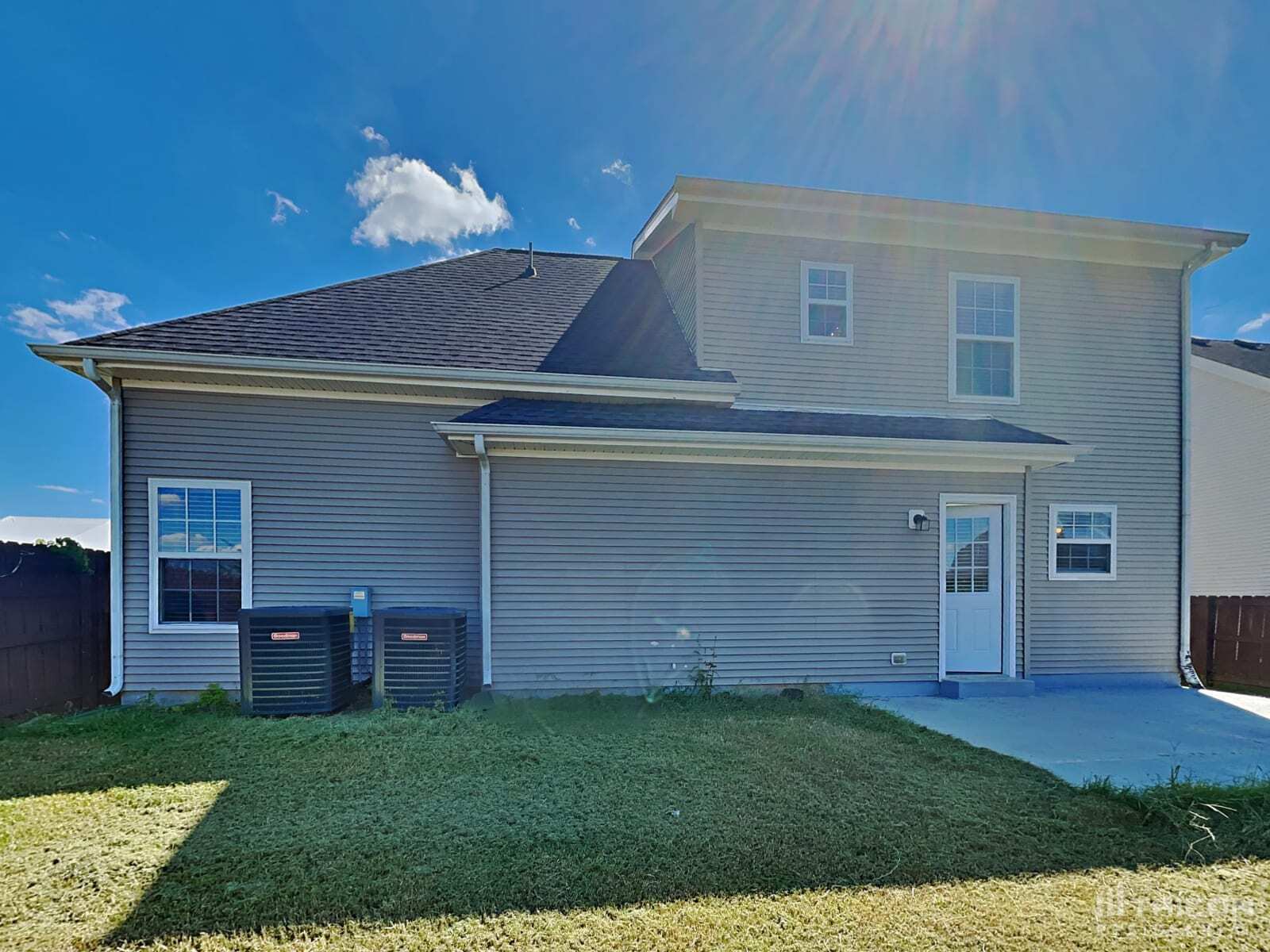 Building Photo - 2639 Apostle Ln