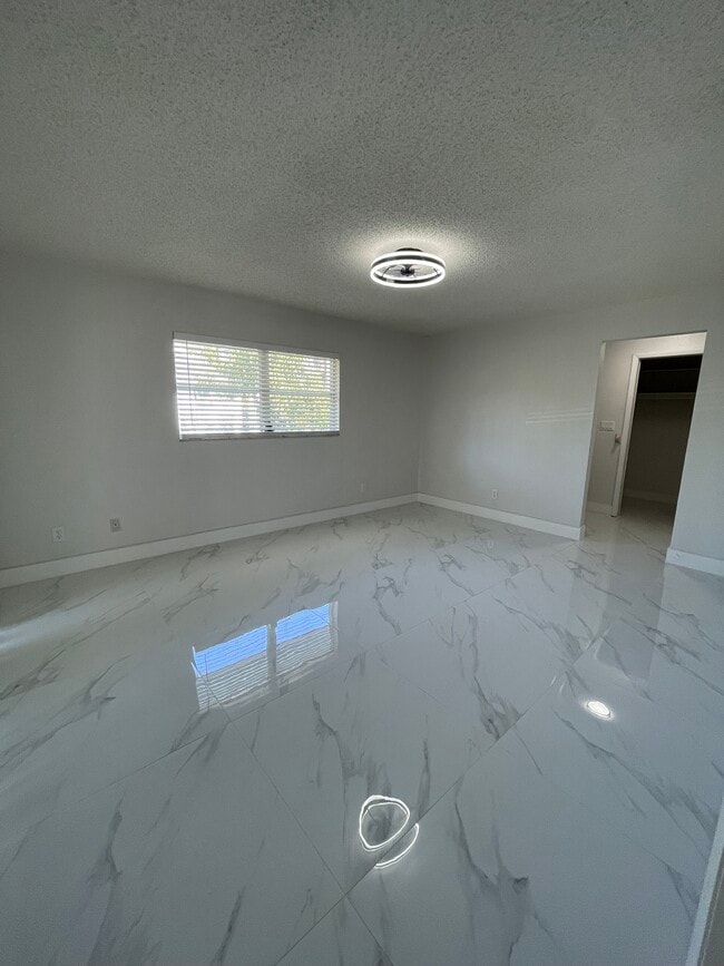 Building Photo - 4351 Orange Grove Blvd