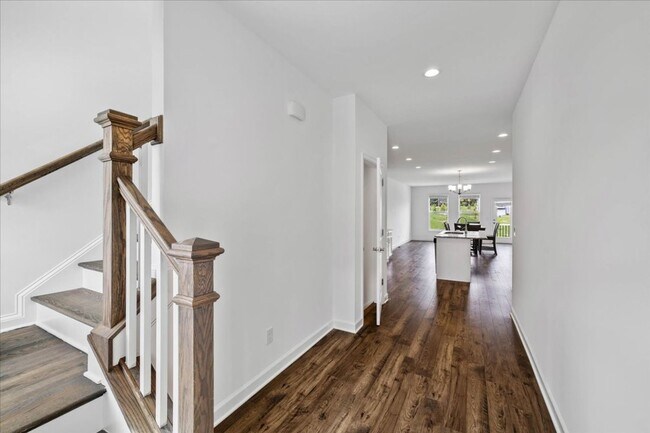 Building Photo - Spacious Home in Westhill Community - Rent...