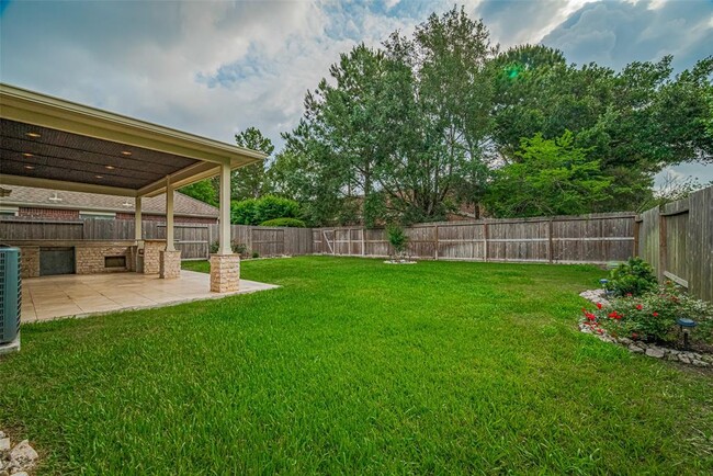 Building Photo - 3911 Fall Branch Dr