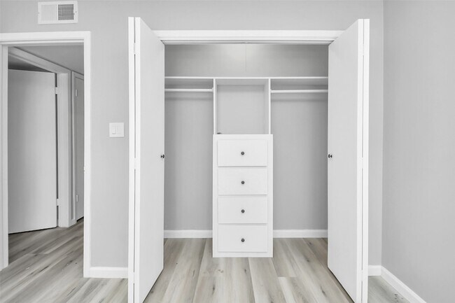 Building Photo - 17202 Imperial Valley Dr