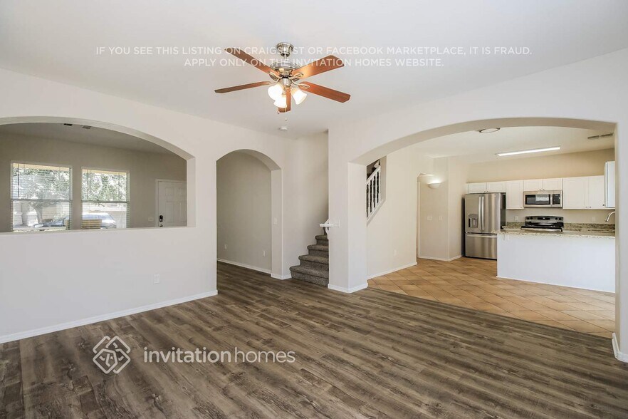 Building Photo - 1354 S Longspur Ln