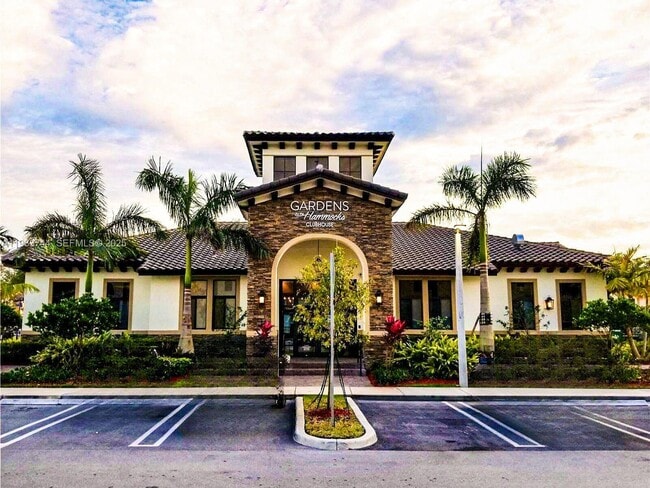 Building Photo - 15065 SW 115th St