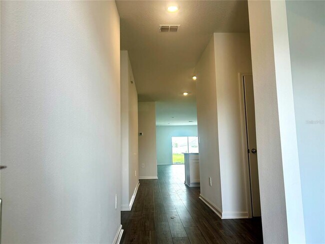 Building Photo - 4693 SW 83rd Lp