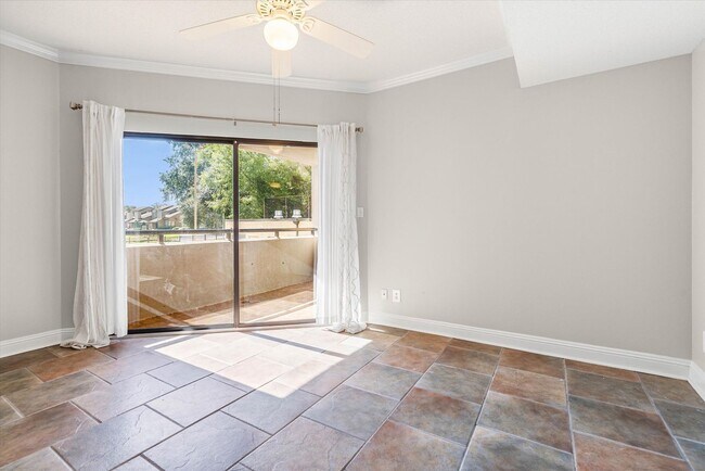 Building Photo - GREAT COMMUTE & AMENITIES