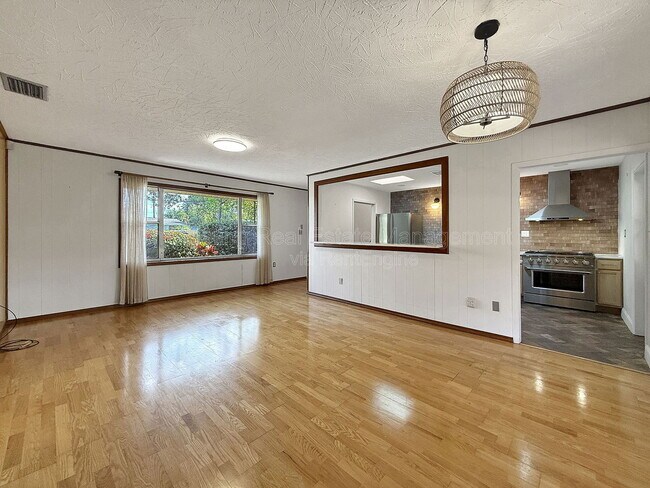 Building Photo - 4517 S Hesperides St