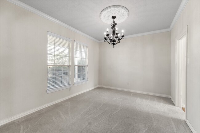 Building Photo - 11130 Fairway Dr