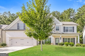 Building Photo - 747 Overlook Gln Dr