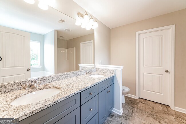 Building Photo - 38 Moss Way