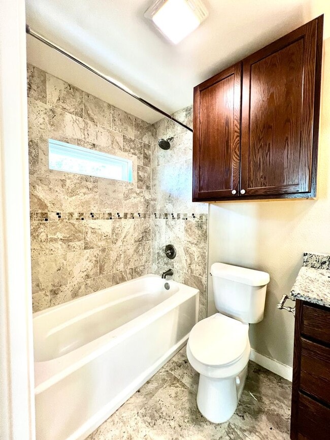 Building Photo - Riverside Bungalows 1/1