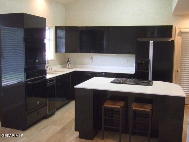 Building Photo - 4579 Weeping Willow Dr