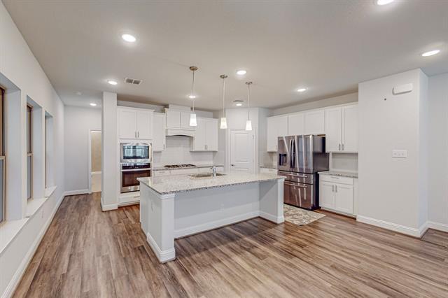 Building Photo - 802 Tennessee Dr