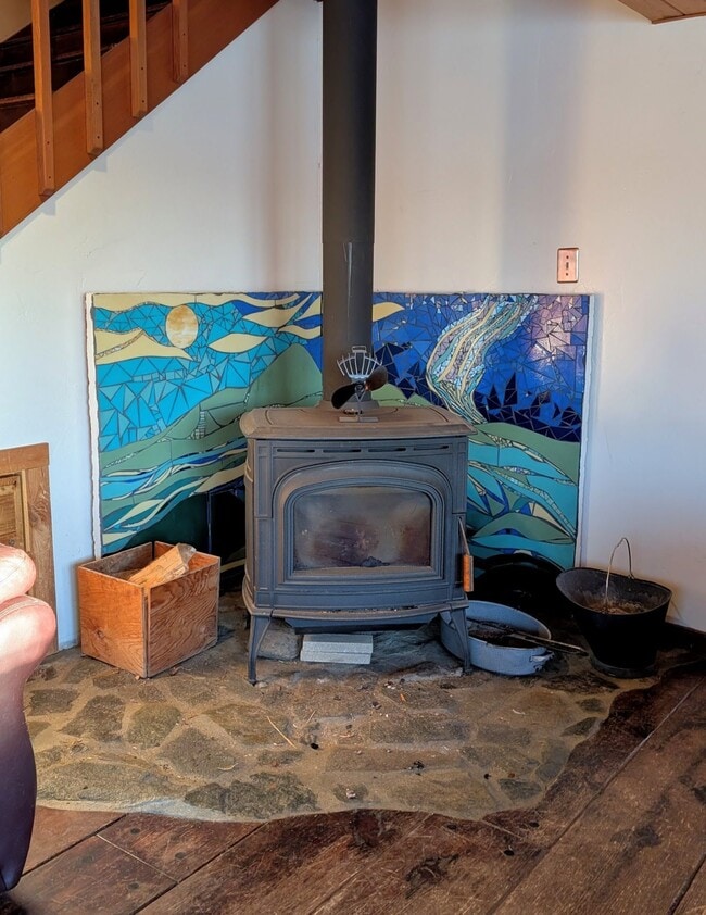 Building Photo - 1045 Dawn Dr