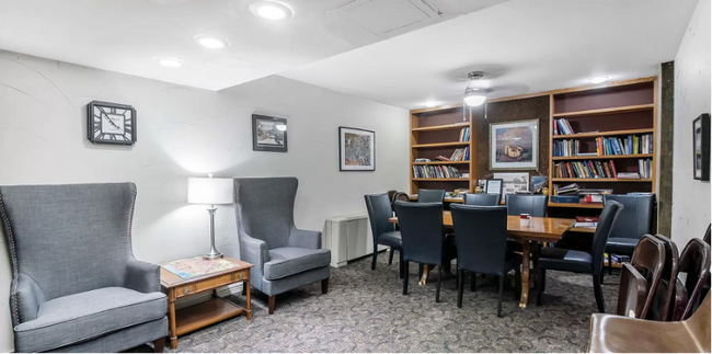 Building Photo - 2227 Canyon Blvd