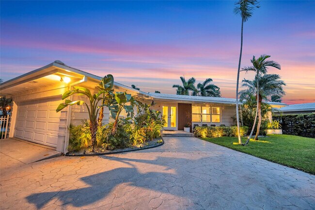 Building Photo - 1700 Marietta Dr