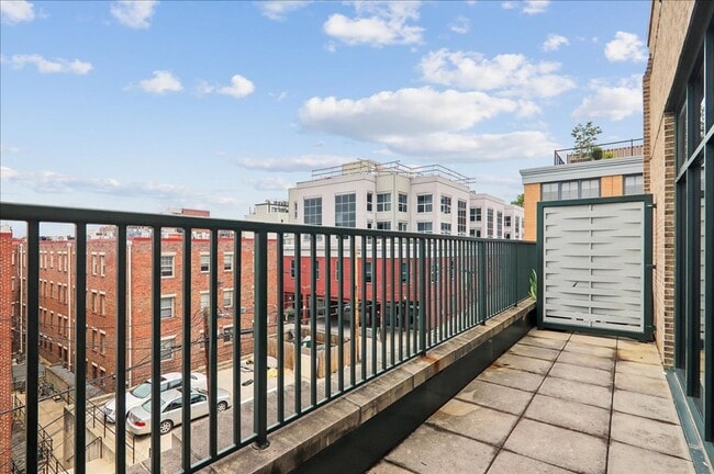 Building Photo - Unbeatable location, Contemporary 1 BD 1.5 BA in Adams Morgan with PARKING, private balcony and R...