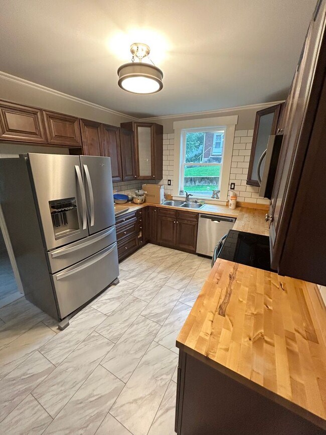 Building Photo - Room for Rent in Gilbert St, Radford.