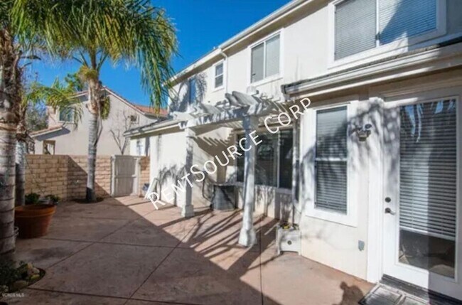 Building Photo - 5053 Woodbridge Ln
