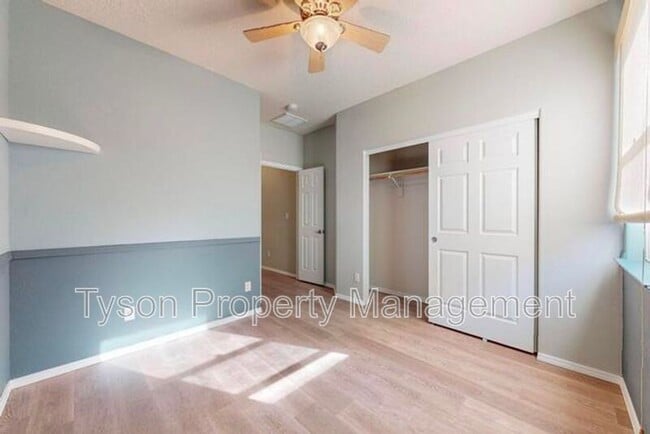 Building Photo - 10432 Savoy Dr NW