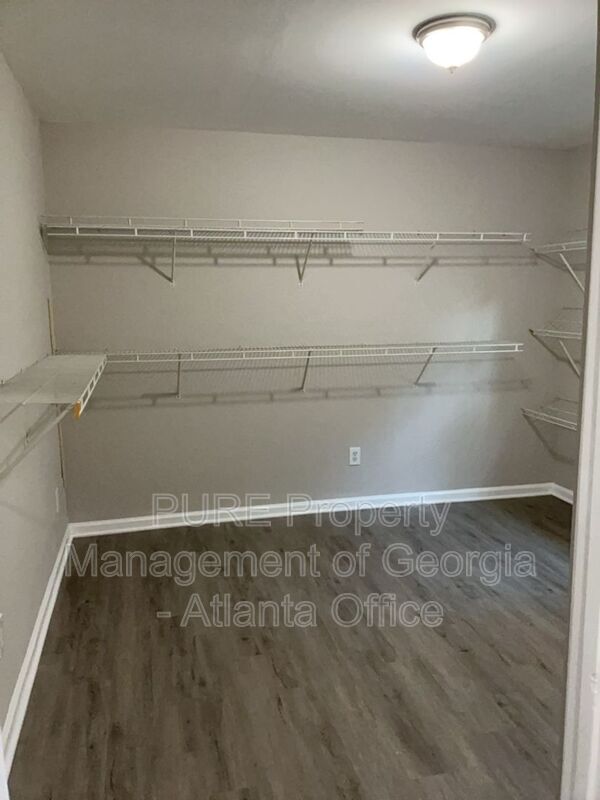 Building Photo - 2190 Kennesaw Due West Rd NW