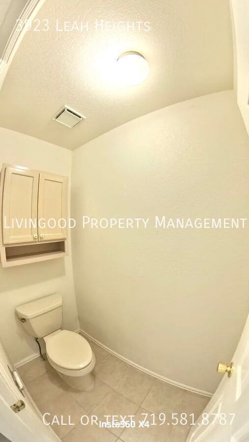 Building Photo - 3923 Leah Heights