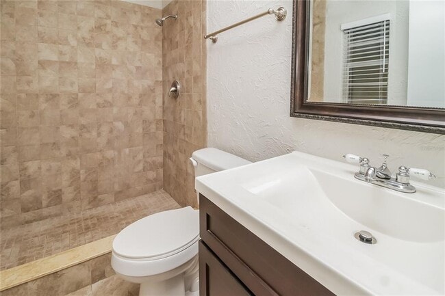 Building Photo - 124 Sunset Dr