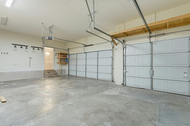 Building Photo - 218 Byron Dr