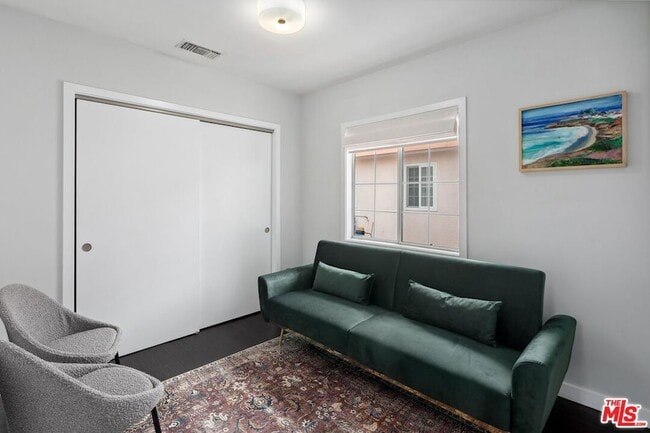 Building Photo - 3836 Seneca Ave