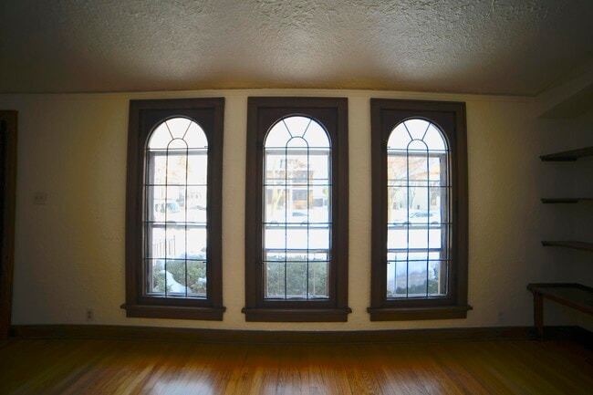 Building Photo - 4421 N Cramer St