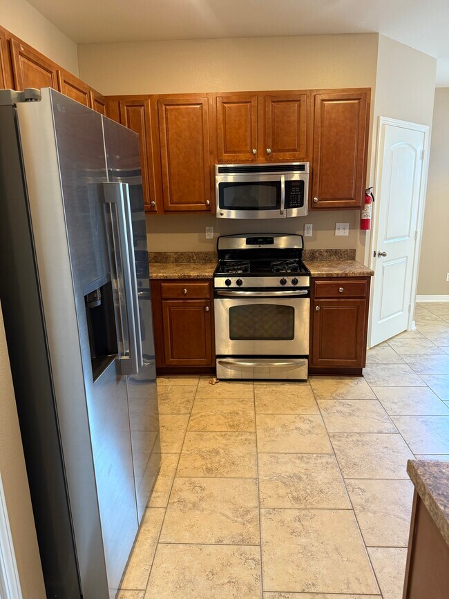 Building Photo - 169 Jack Pine Ln