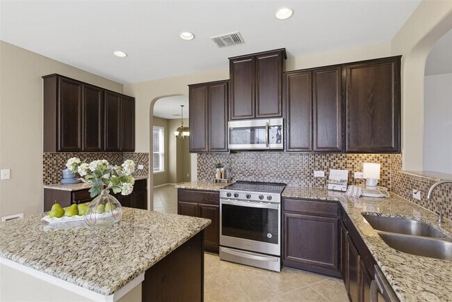 Building Photo - 1413 Ignacia Dr