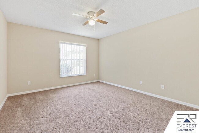 Building Photo - 15 Firtree Ln