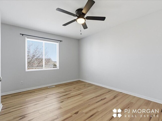 Building Photo - Relax by the fire in this beautiful rental home!