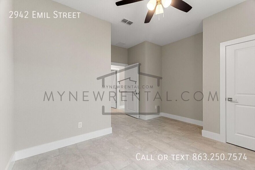 Building Photo - 2942 Emil St