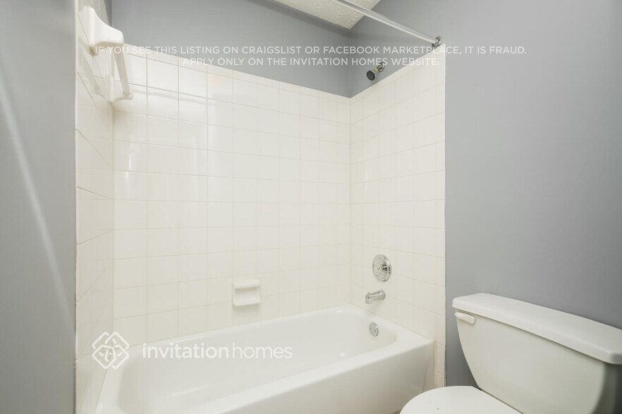 Building Photo - 2094 Corsica Way SW