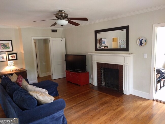 Building Photo - 170 Windsor Ct