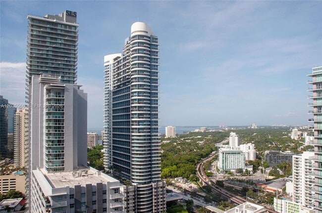 Building Photo - 1100 S Miami Ave