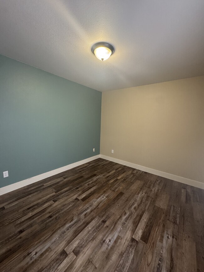Building Photo - 3019 Colton Blvd