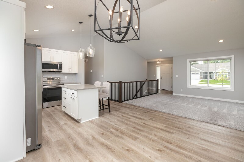 Building Photo - 1006 12th Ave NW