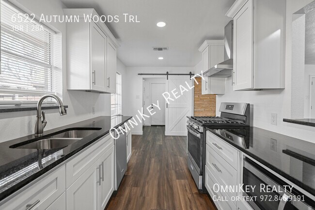 Building Photo - 6522 Autumn Woods Trail