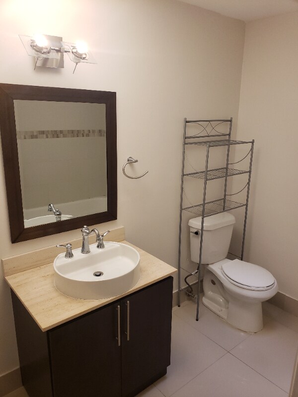 Building Photo - 20130 NW 59th Ct