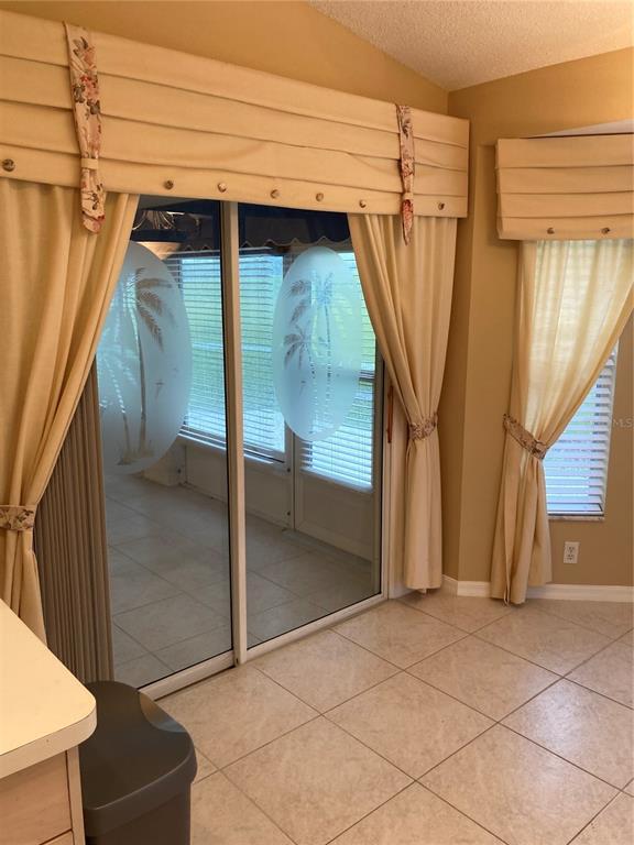 Building Photo - 1327 Tollbridge Ct