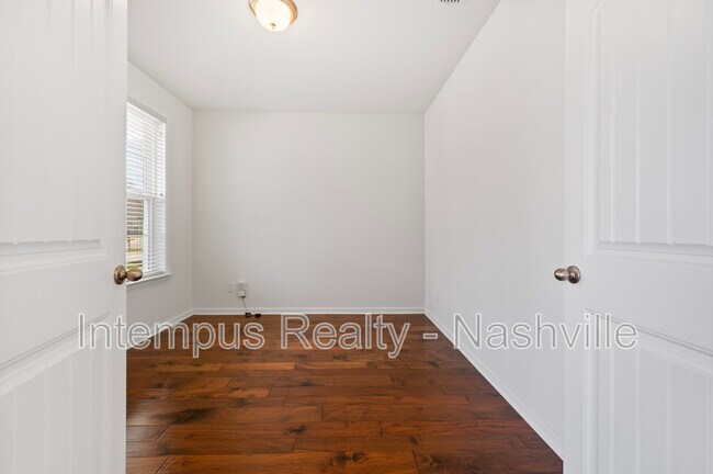 Primary Photo - 2637 Miranda Dr