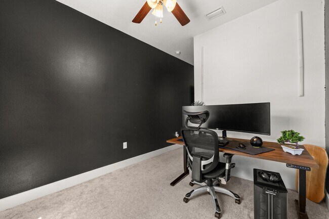 Building Photo - 338 N Sand Palm Rd