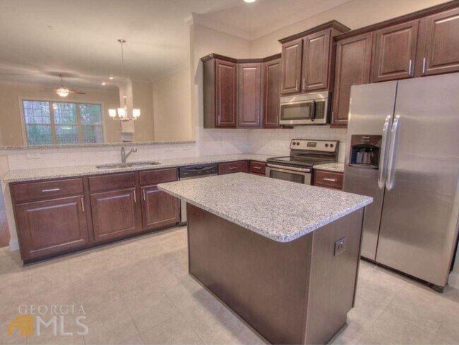 Building Photo - 2415 Tenor Ln